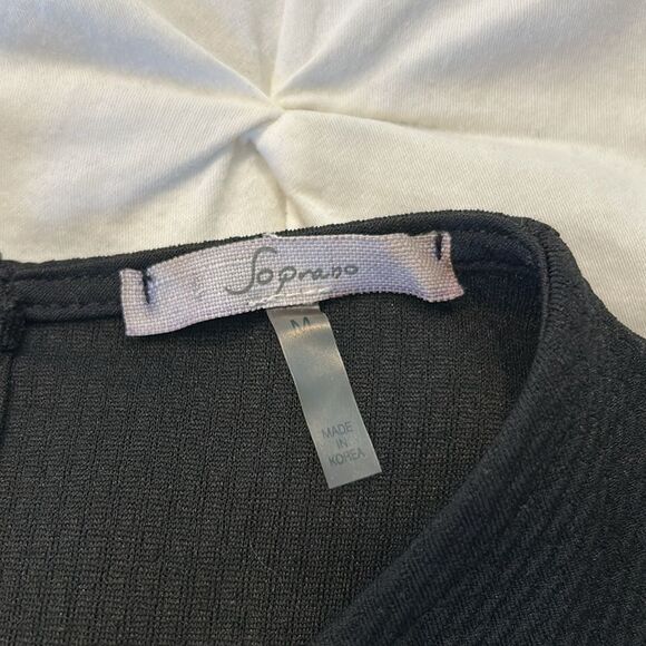 Soprano Women's Black Crew Neck Sleeveless Back Button Mini Dress Size Medium - Picture 7 of 9